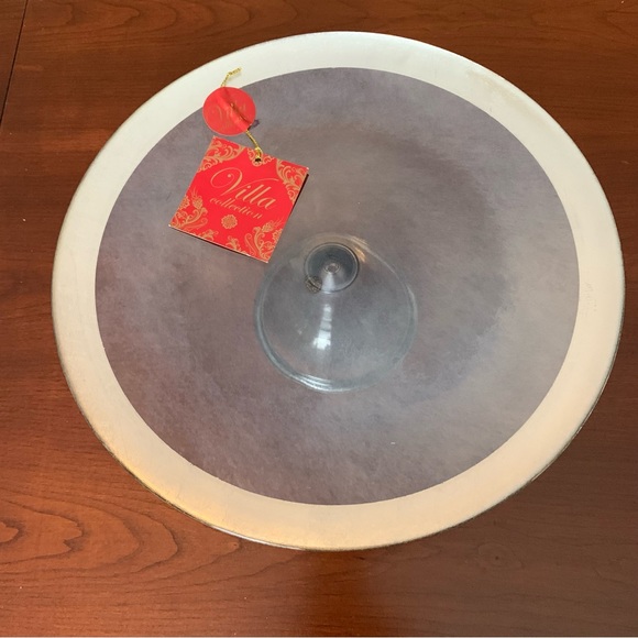 13” inches round clear glass cake stand with pedestal and shiny silver trim line - Picture 2 of 6